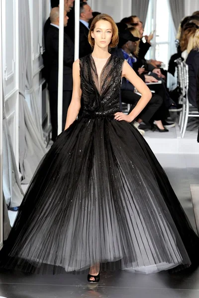Look 38